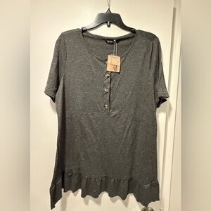 Bloom Chic Charcoal Button-Front Short Sleeve Top
